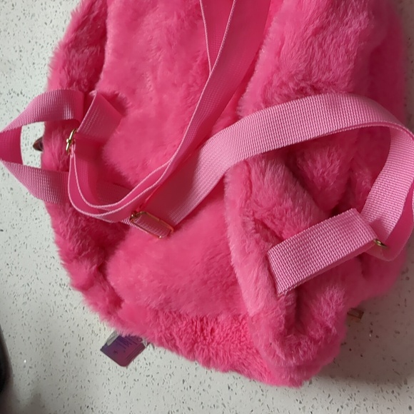 Back pack - Picture 2 of 3